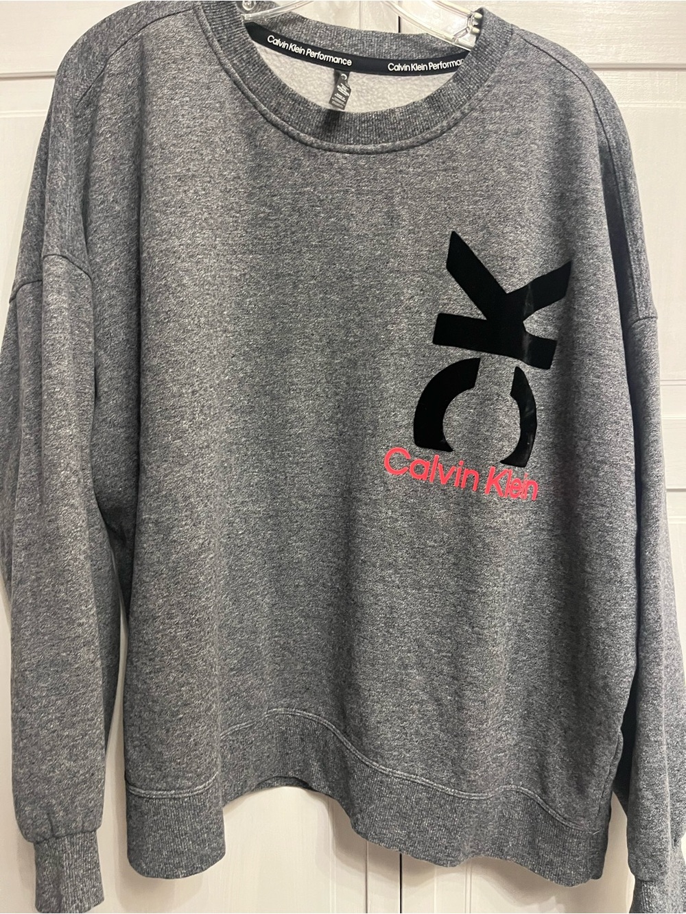 Women's XXL Calvin Klein Gray Crewneck Sweater with Logo